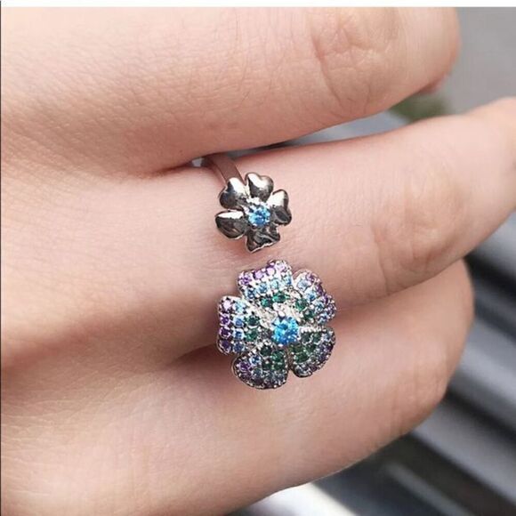 The Eternal Adjustable ring in Silver - Picture 7 of 13